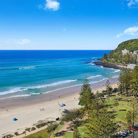 Pacific Regis Beachfront Holiday Apartments Gold Coast Exterior photo